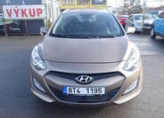 Hyundai i30 4