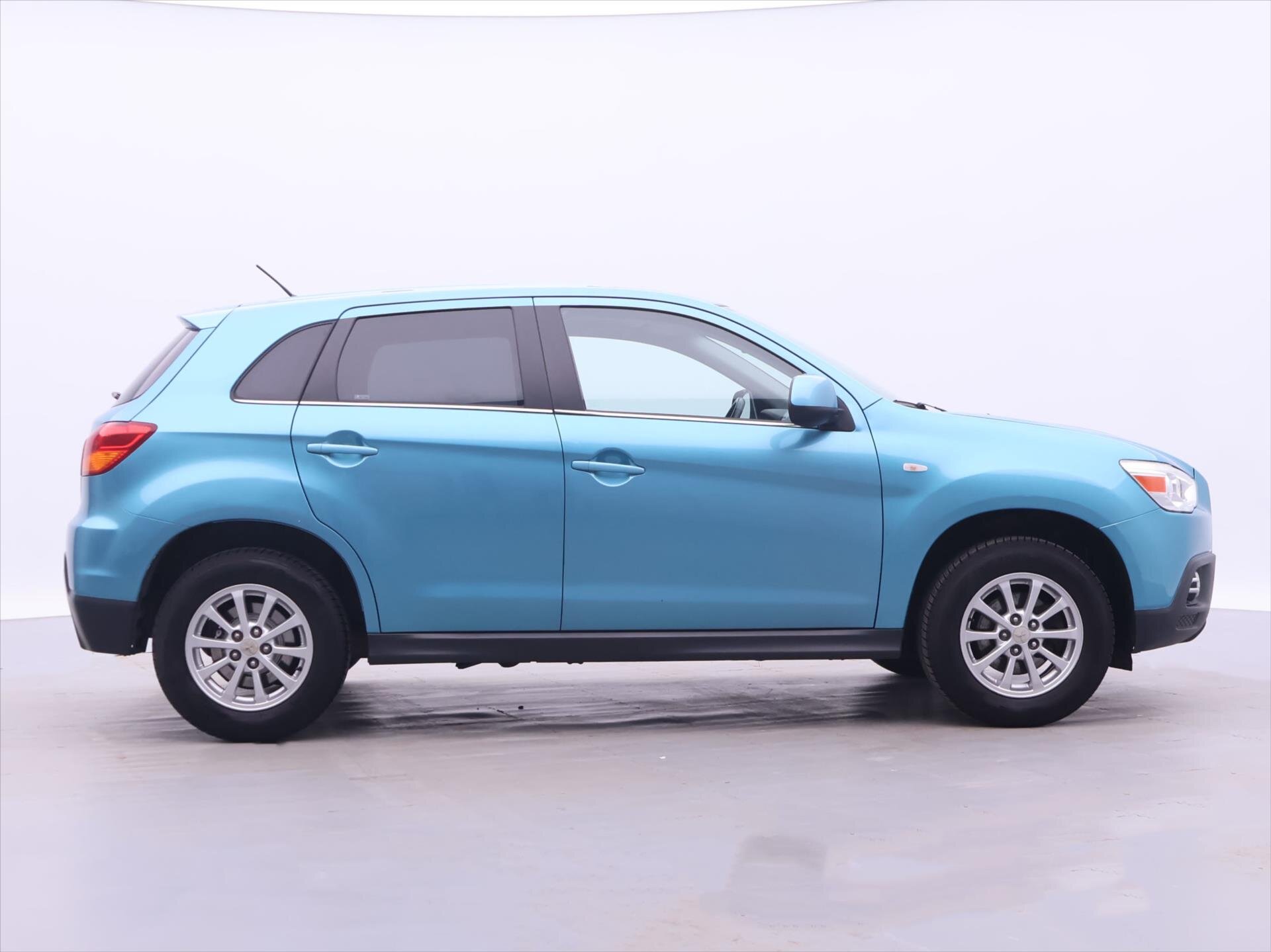 Mitsubishi ASX SUV / Terénní 1,6 l 86 kw