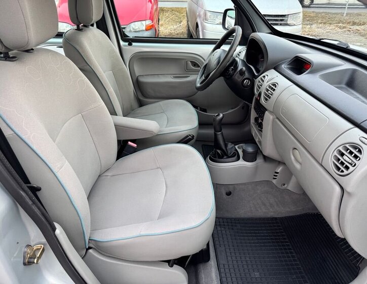 Renault Kangoo Kombi 1,5 l 62 kw
