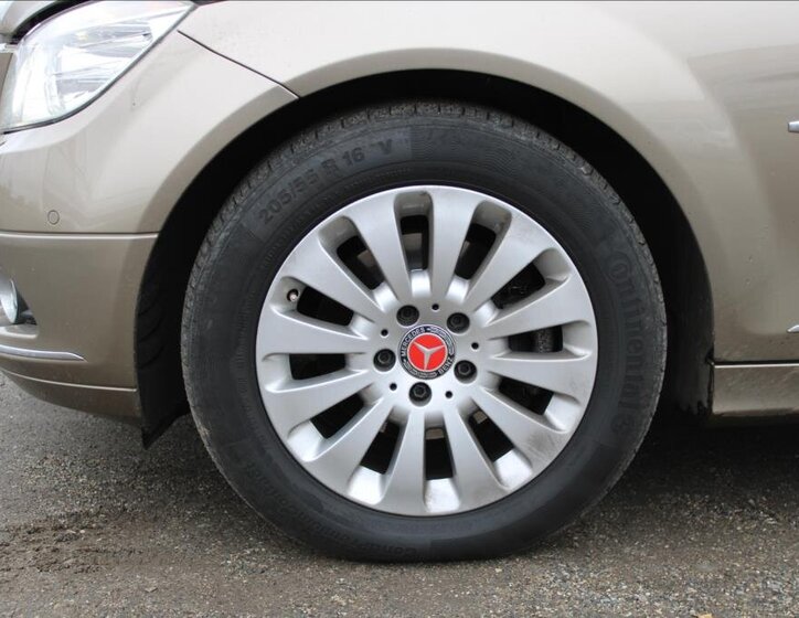 Mercedes-Benz Třídy C 35