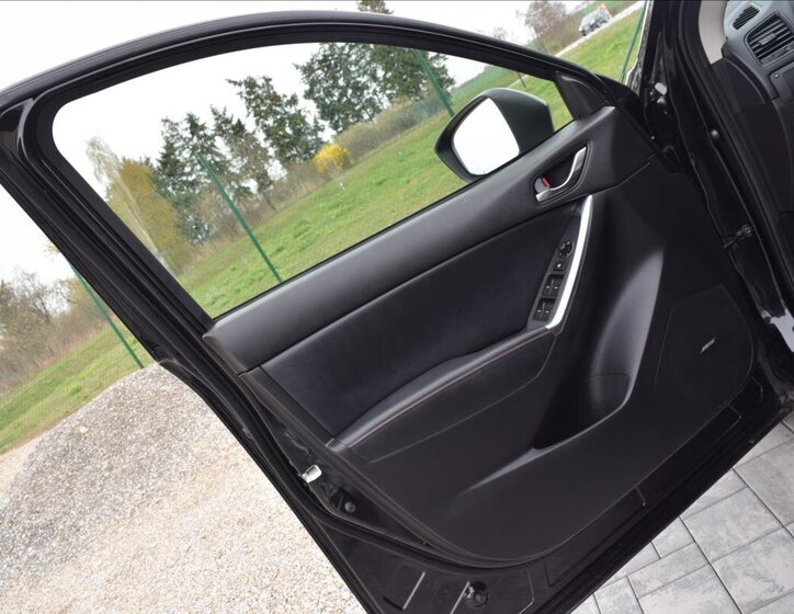 Mazda CX-5 Kombi 2,0 l 118 kw