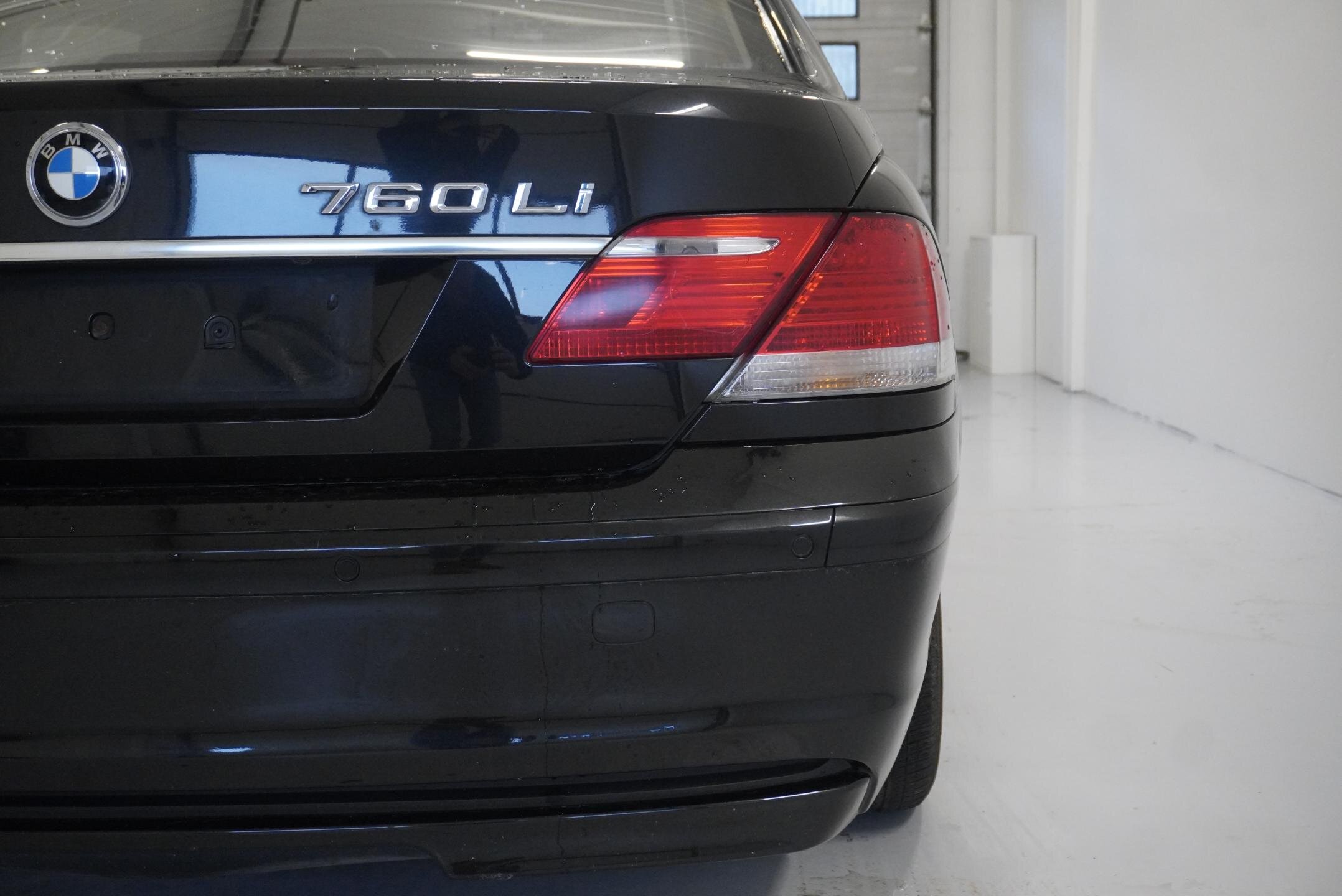 BMW Řada 7 Sedan 6,0 l 327 kw