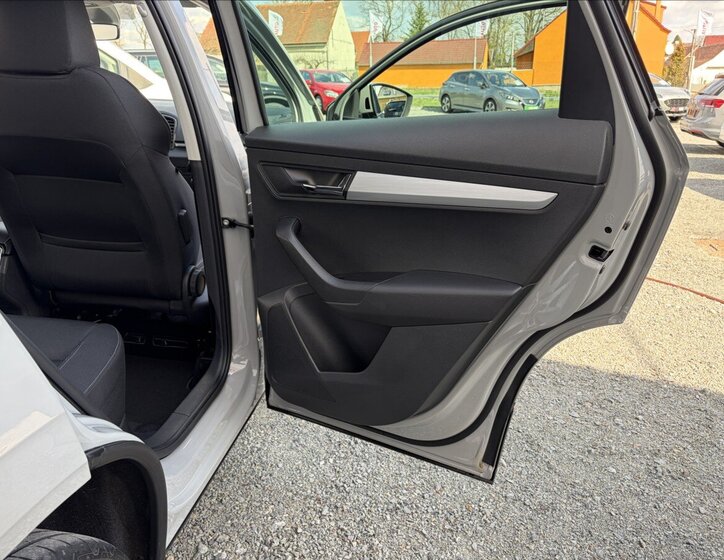 Škoda Karoq Kombi 999,0 81 kw