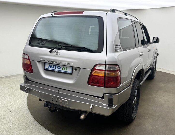 Toyota Land Cruiser SUV / Terénní 4,2 l 150 kw