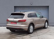 Volkswagen Touareg 5