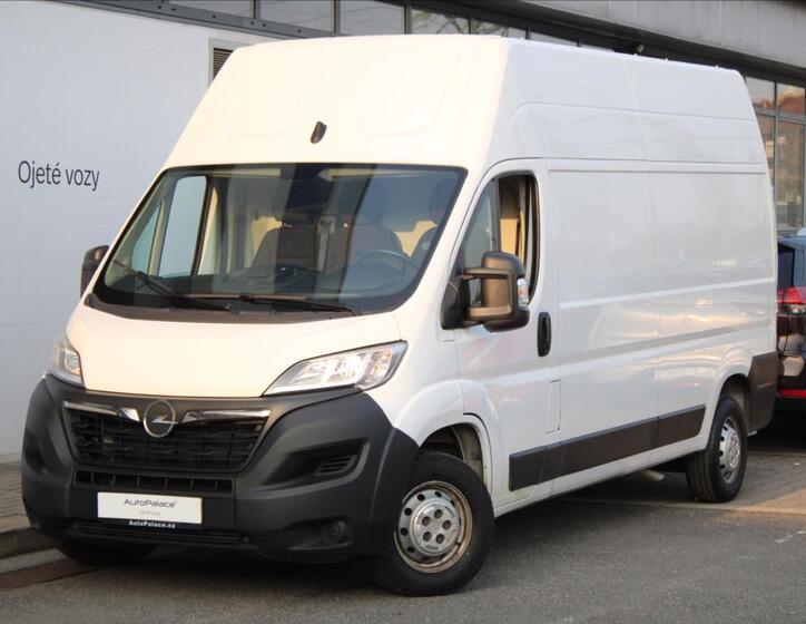 Opel Movano 1