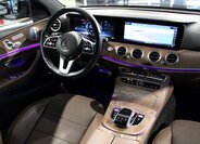 Mercedes-Benz Třídy E Sedan / Limuzína 1,6 l 118 kw