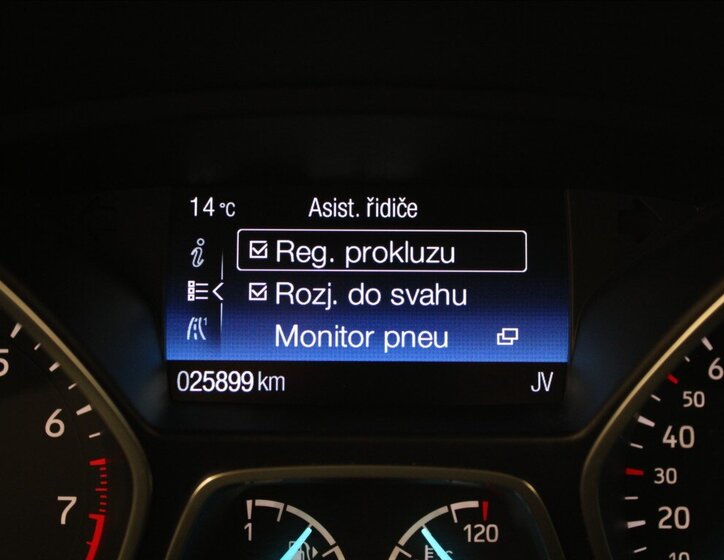 Ford Kuga SUV / Terénní 1,5 l 110 kw