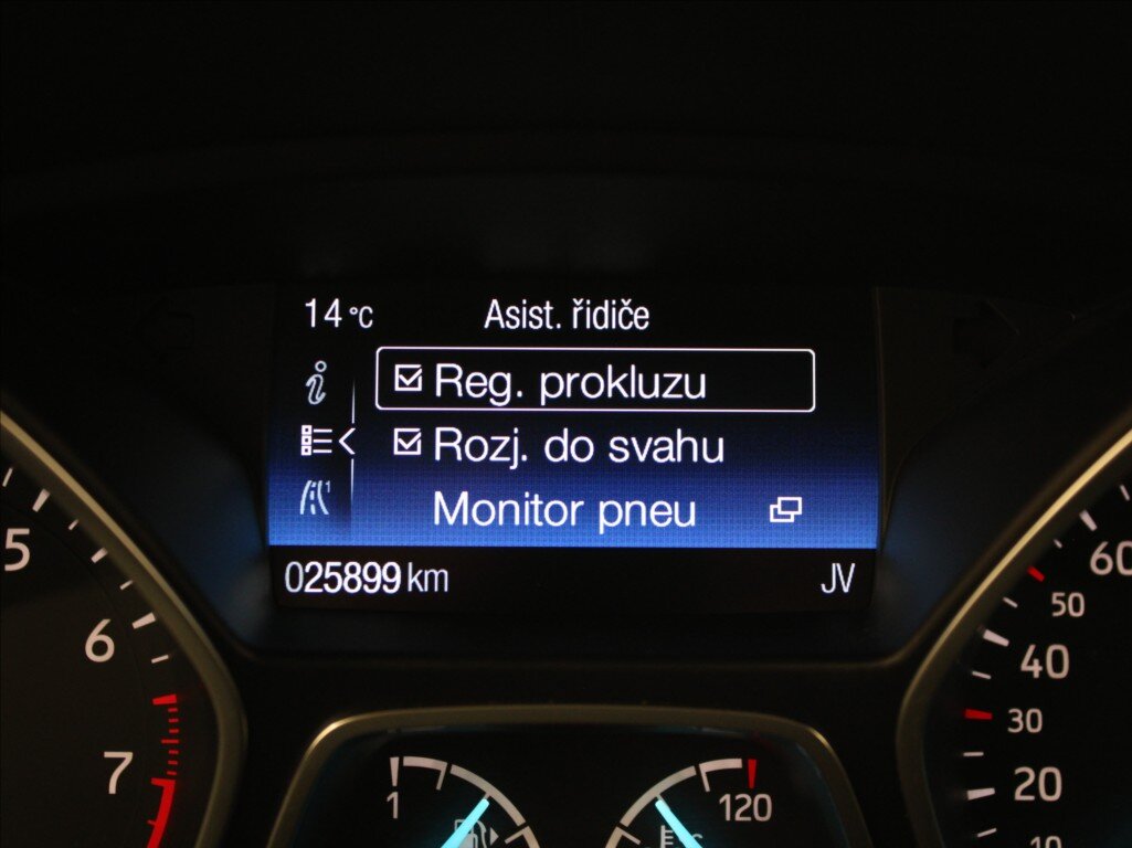 Ford Kuga SUV / Terénní 1,5 l 110 kw