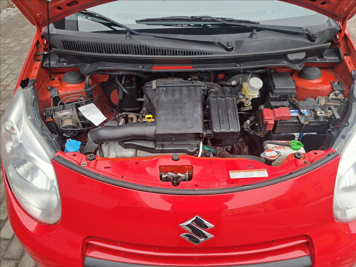 Suzuki Alto Hatchback 996,0 50 kw