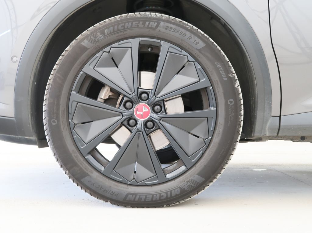 DS Automobiles DS7 Crossback