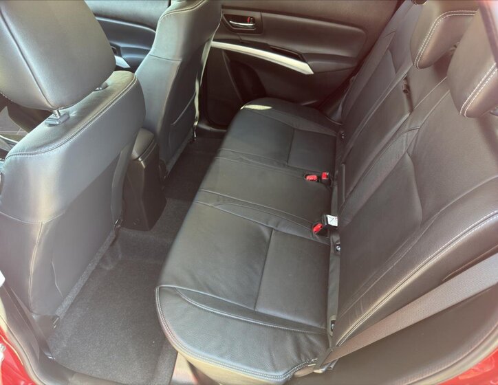 Suzuki SX4 S-Cross SUV / Terénní 1,4 l 103 kw