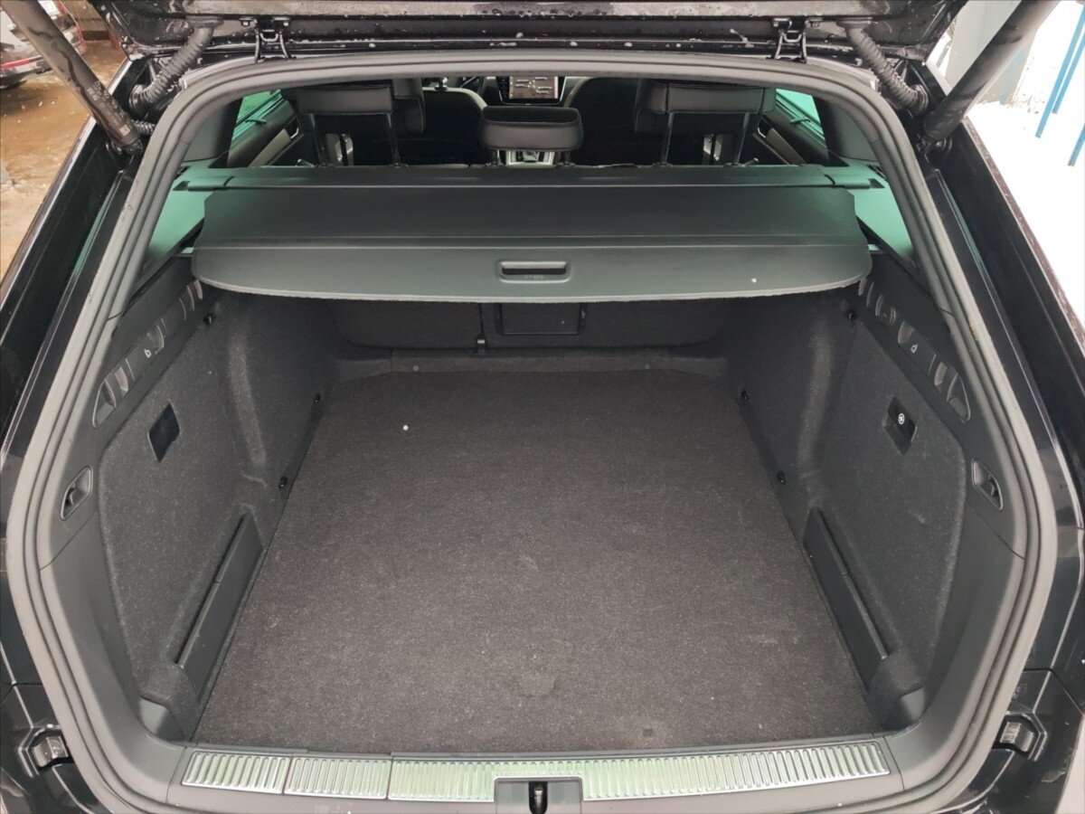 Škoda Superb Kombi 2,0 l 147 kw