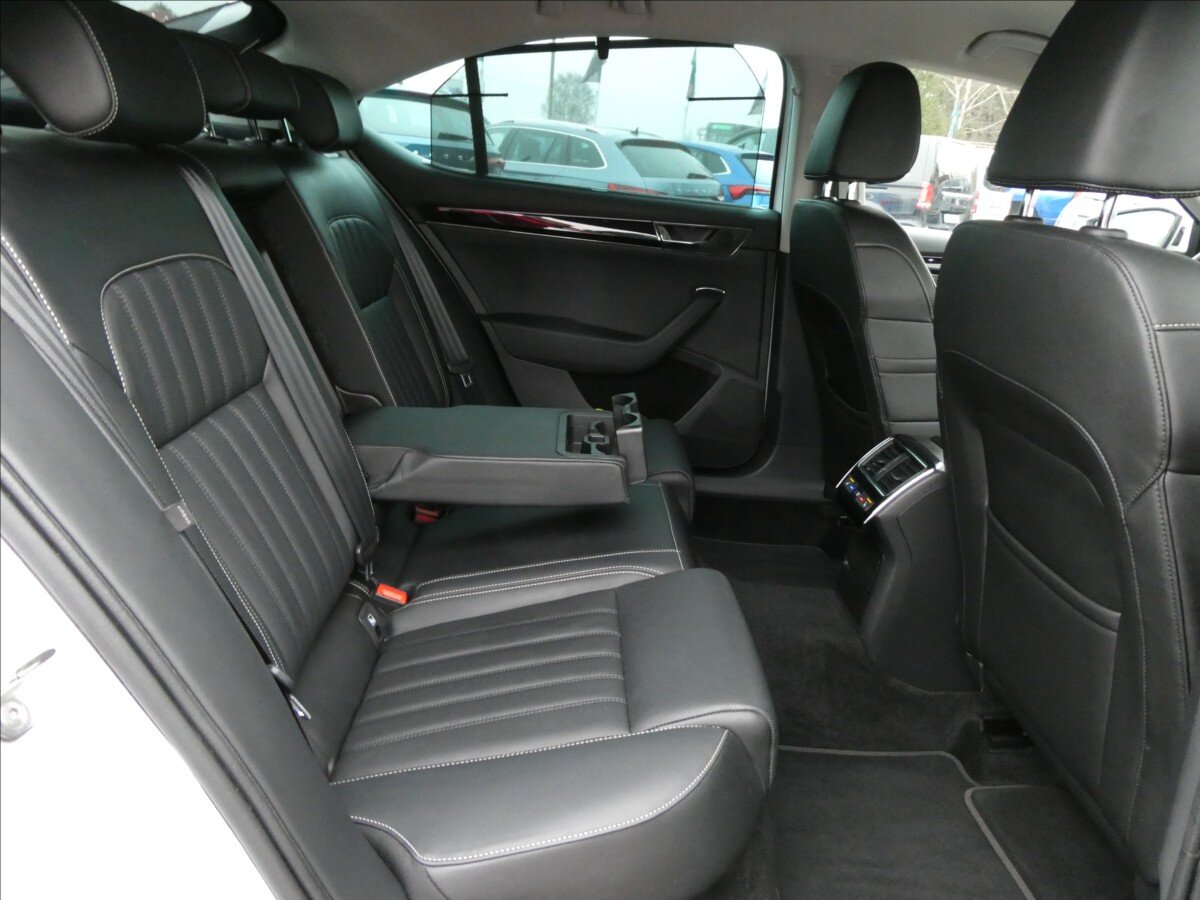Škoda Superb Sedan / Limuzína 2,0 l 110 kw