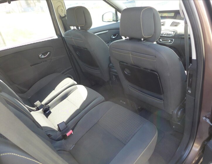 Renault Scénic Kombi 1,9 l 96 kw