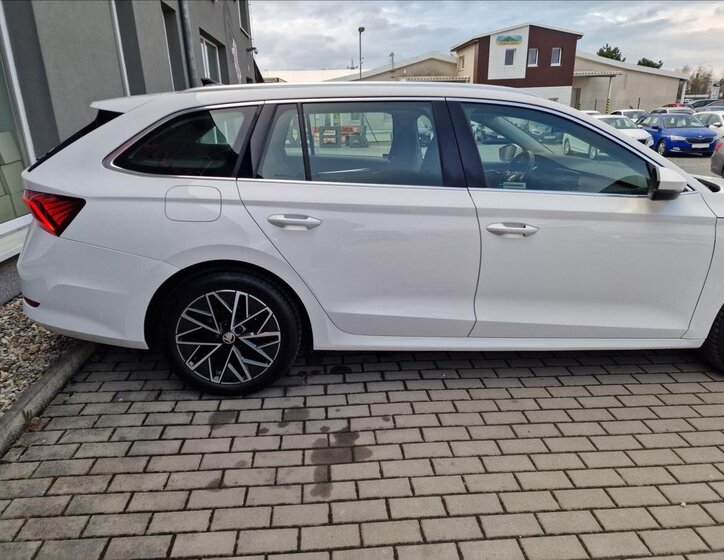 Škoda Octavia Kombi 2,0 l 85 kw