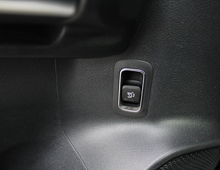 Mercedes-Benz GLB SUV 2,0 l 165 kw