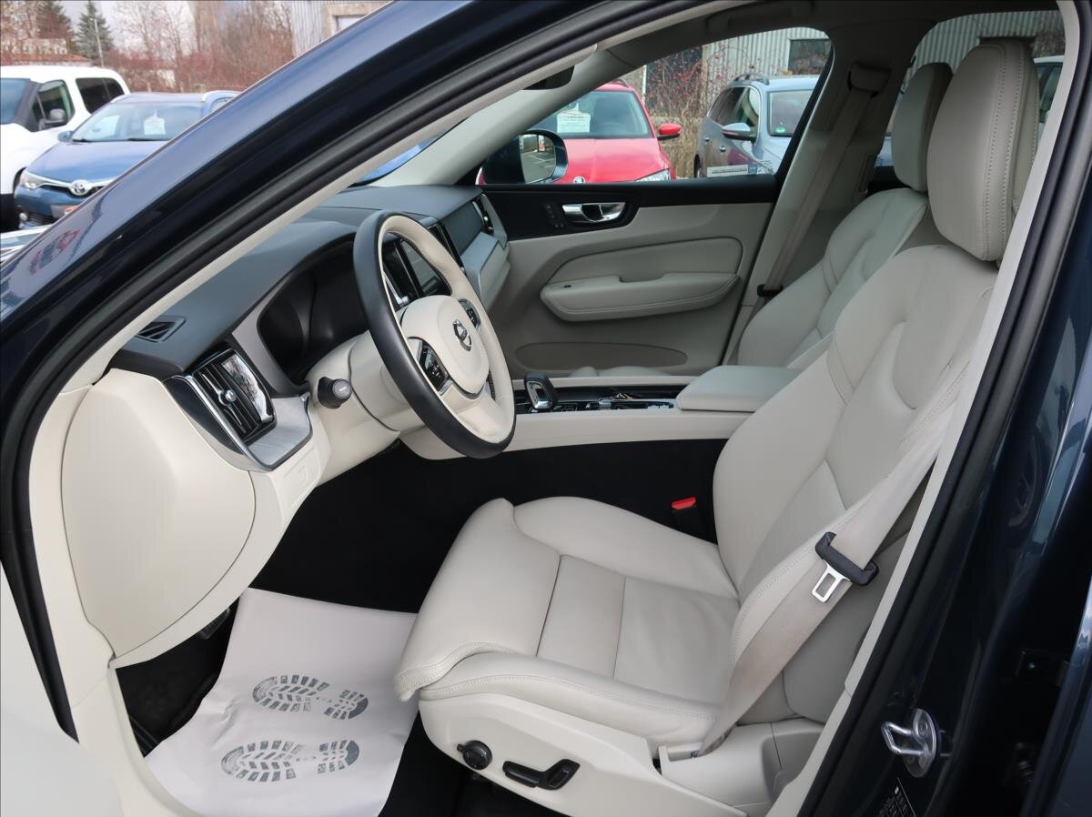 Volvo XC60 SUV 2,0 l 145 kw