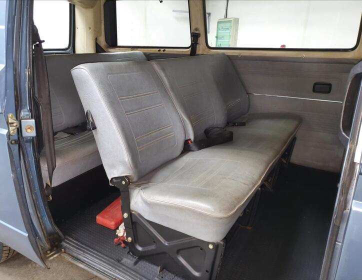 Volkswagen Caravelle 17