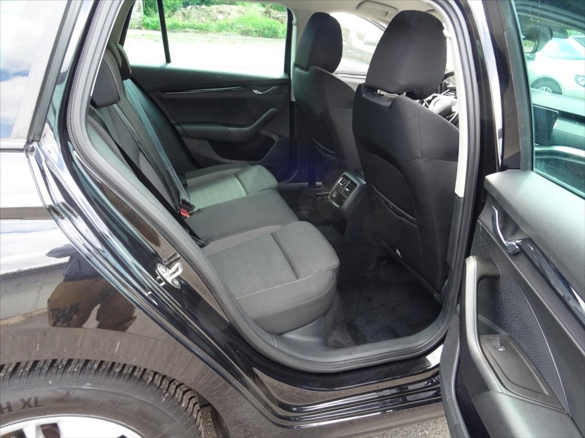 Škoda Octavia Kombi 999,0 81 kw