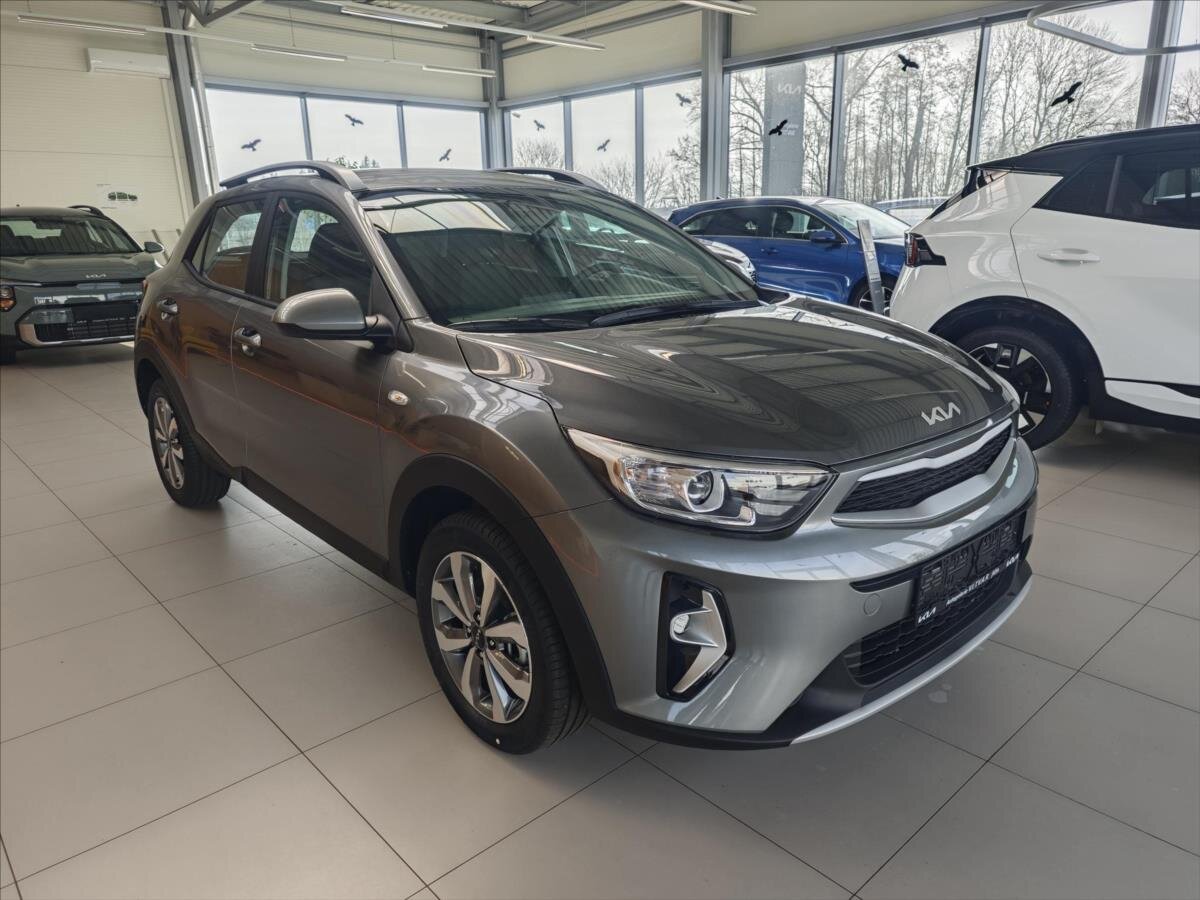 KIA Stonic CUV / Crossover 1,2 l 57 kw