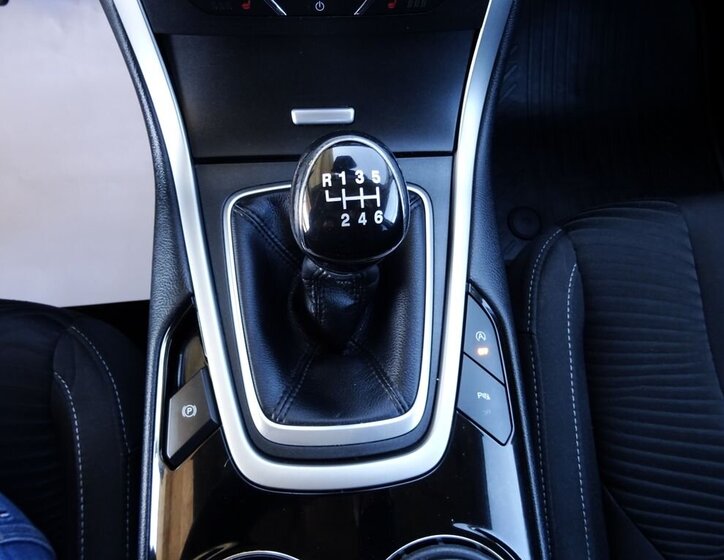 Ford S-MAX MPV 2,0 l 110 kw