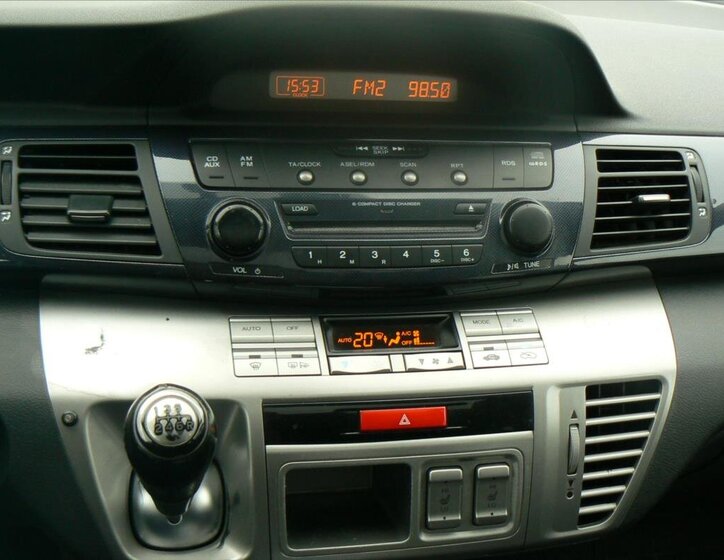 Honda FR-V Kombi 2,2 l 103 kw