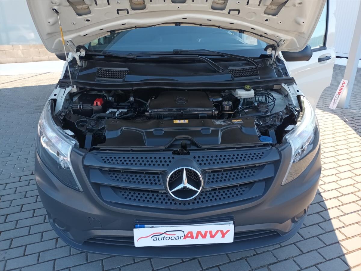 Mercedes-Benz Vito VAN-Minibus 1,8 l 100 kw