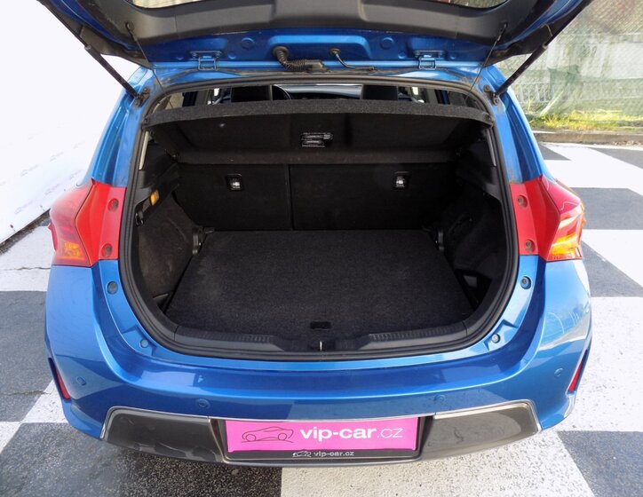 Toyota Auris Hatchback 1,8 l 73 kw