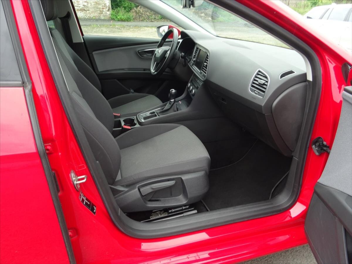 Seat Leon Hatchback 1,5 l 96 kw