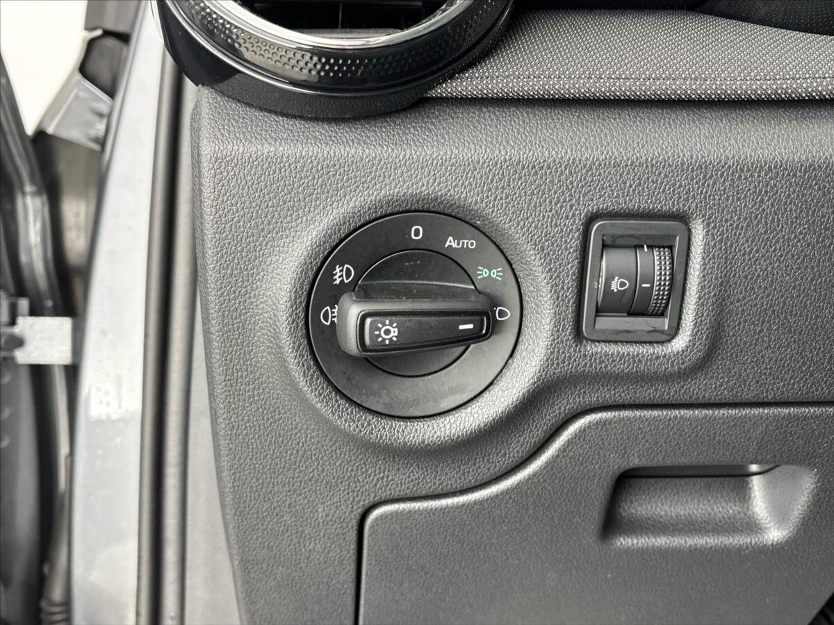 Škoda Fabia Hatchback 999,0 85 kw