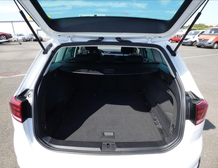 Volkswagen Passat 47