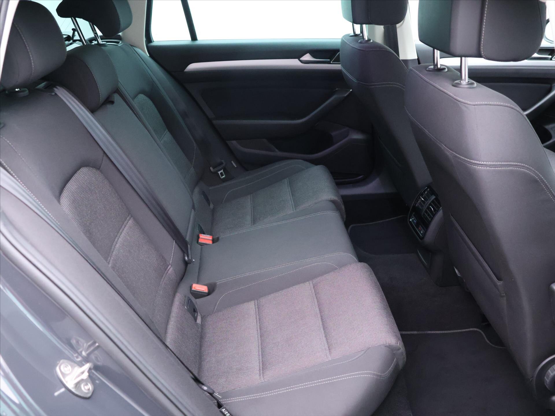 Volkswagen Passat Kombi 2,0 l 110 kw