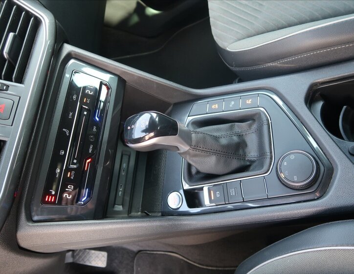 Seat Tarraco SUV / Terénní 2,0 l 110 kw