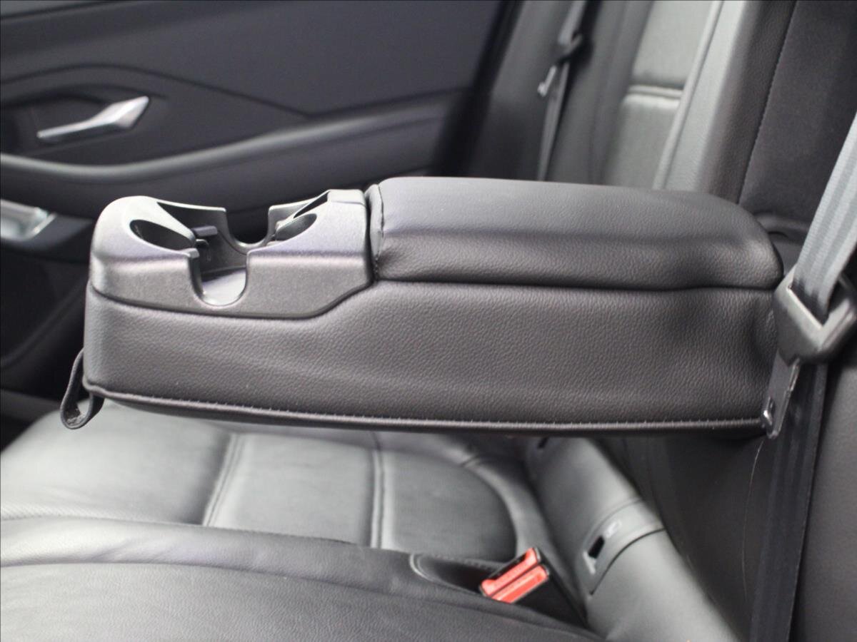 Jaguar E-Pace SUV 2,0 l 183 kw