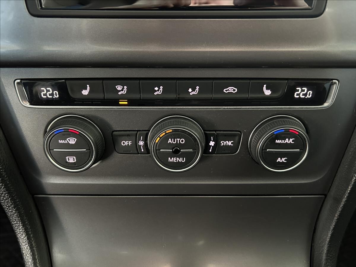 Volkswagen Golf Kombi 1,6 l 81 kw