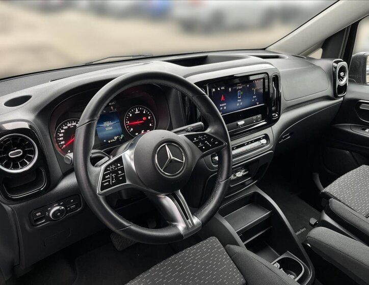 Mercedes-Benz Vito MPV 2,0 l 140 kw