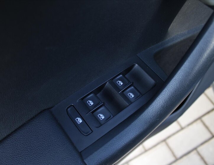 Škoda Octavia Liftback 1,6 l 81 kw