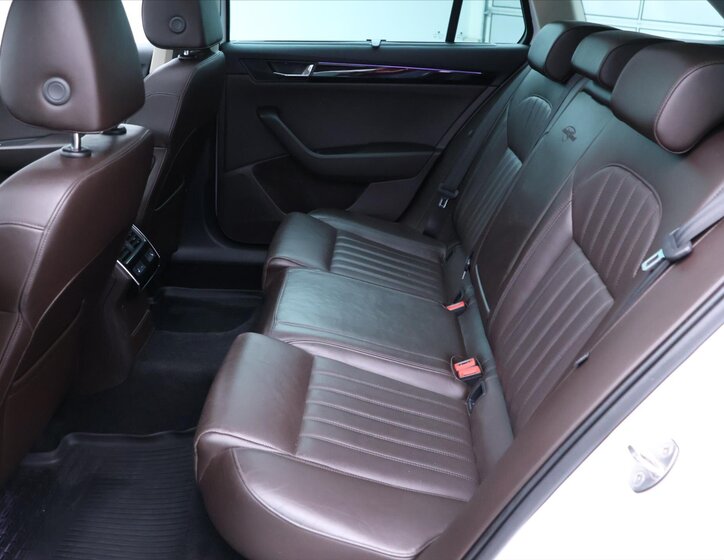 Škoda Superb Kombi 2,0 l 140 kw