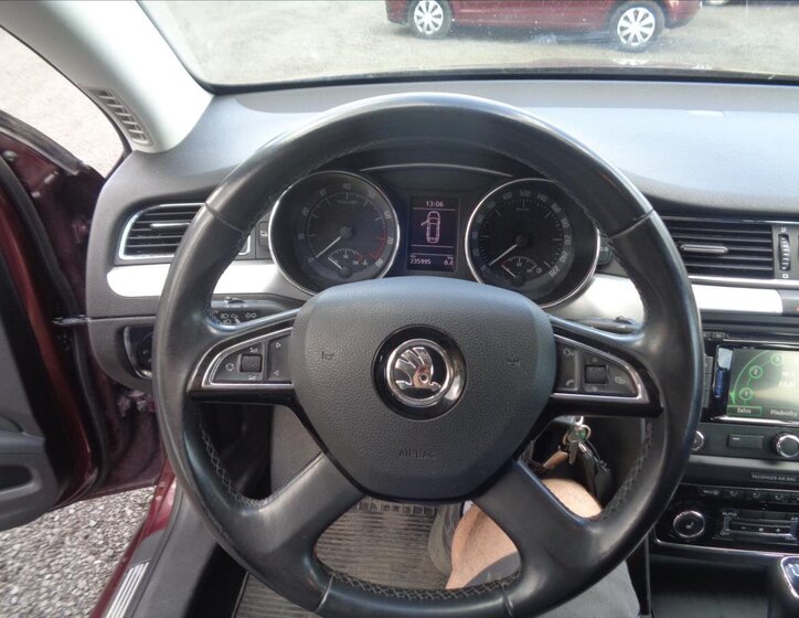 Škoda Superb Kombi 1,8 l 118 kw