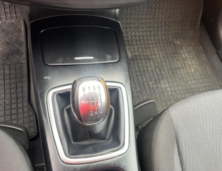 Renault Laguna Liftback 1,5 l 81 kw