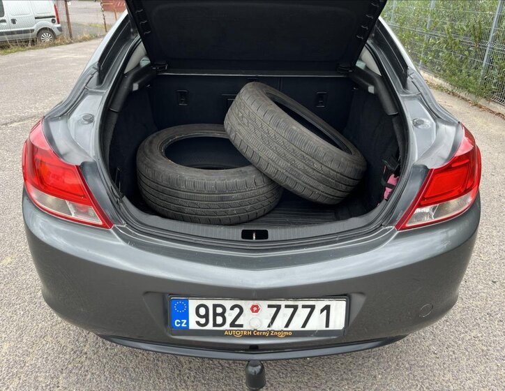 Opel Insignia Liftback 2,0 l 96 kw