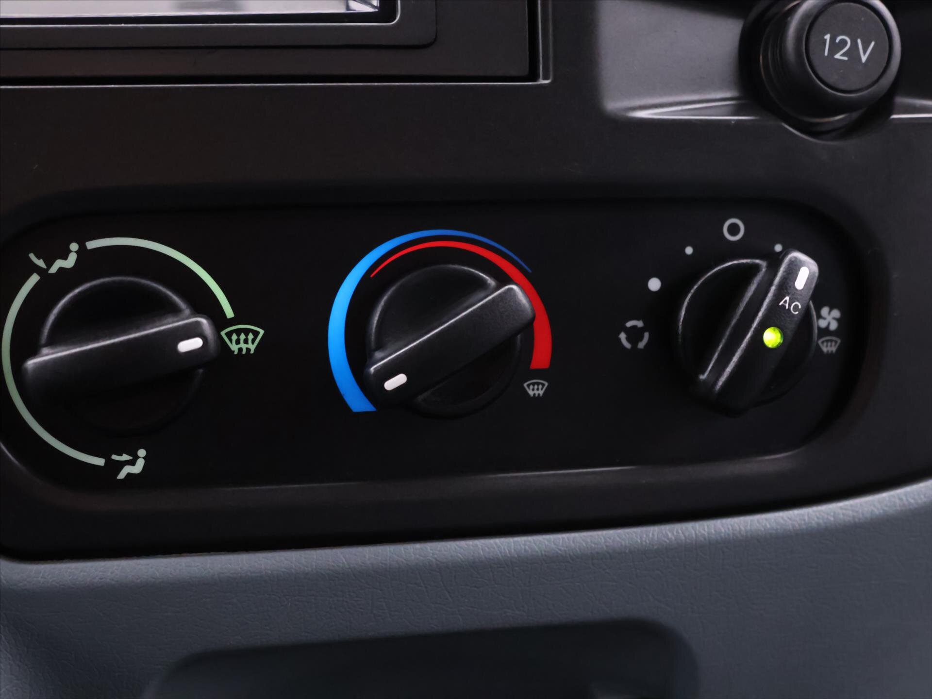 Ford Transit Ostatní 2,2 l 74 kw