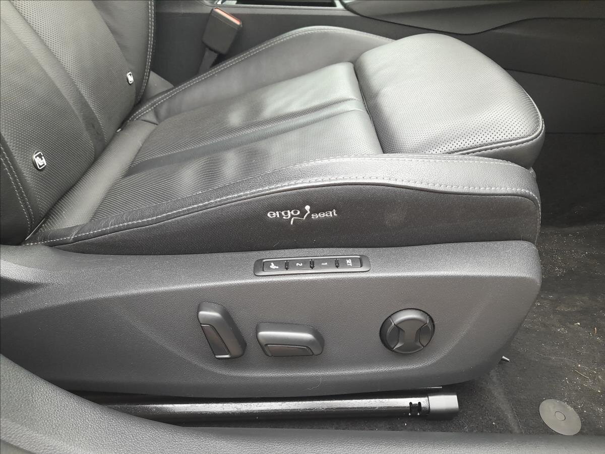 Škoda Octavia Kombi 2,0 l 85 kw