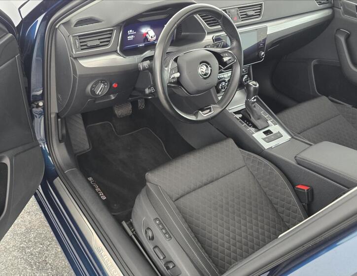 Škoda Superb 17