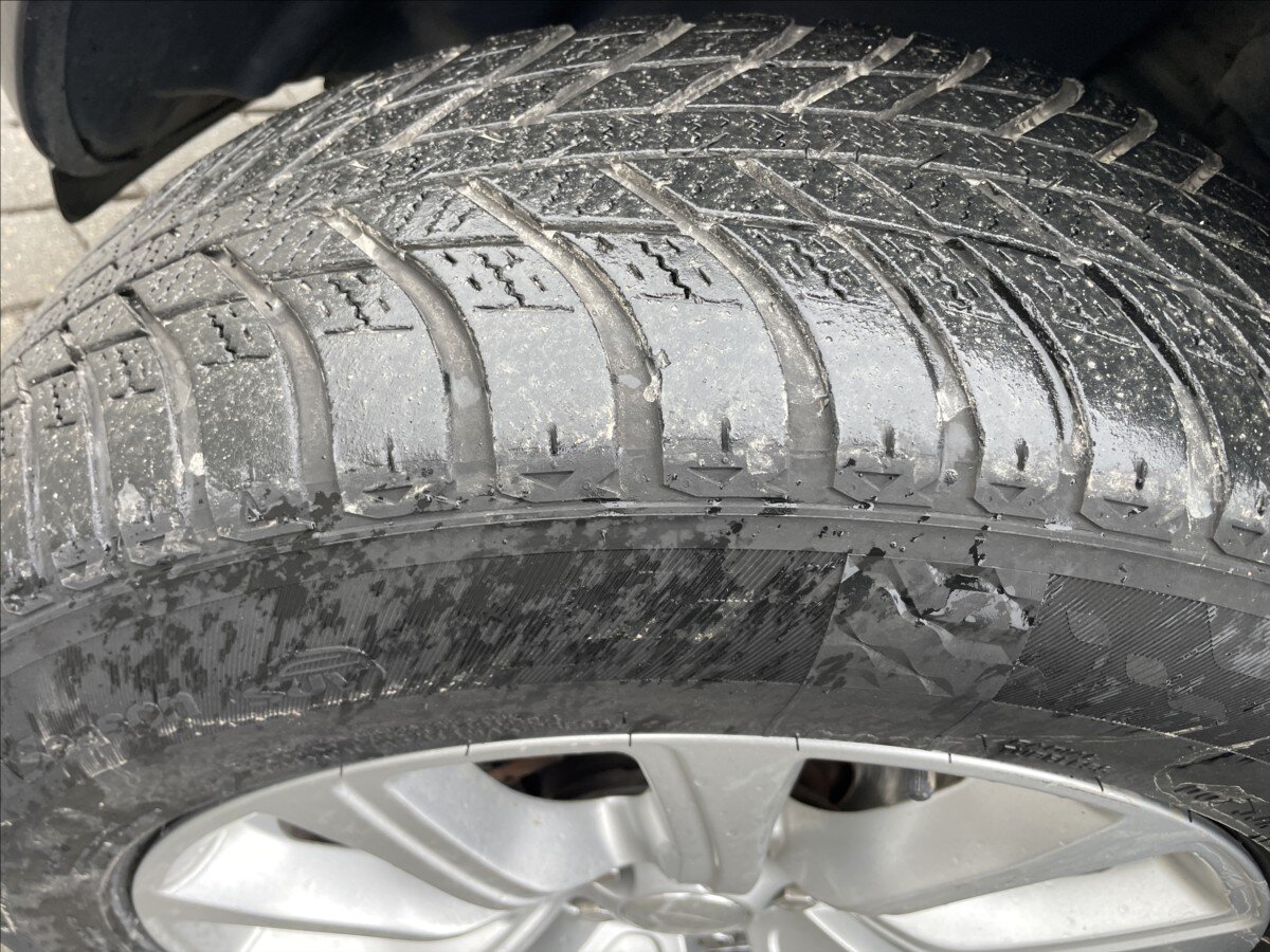 Land Rover Range Rover SUV 2,2 l 110 kw