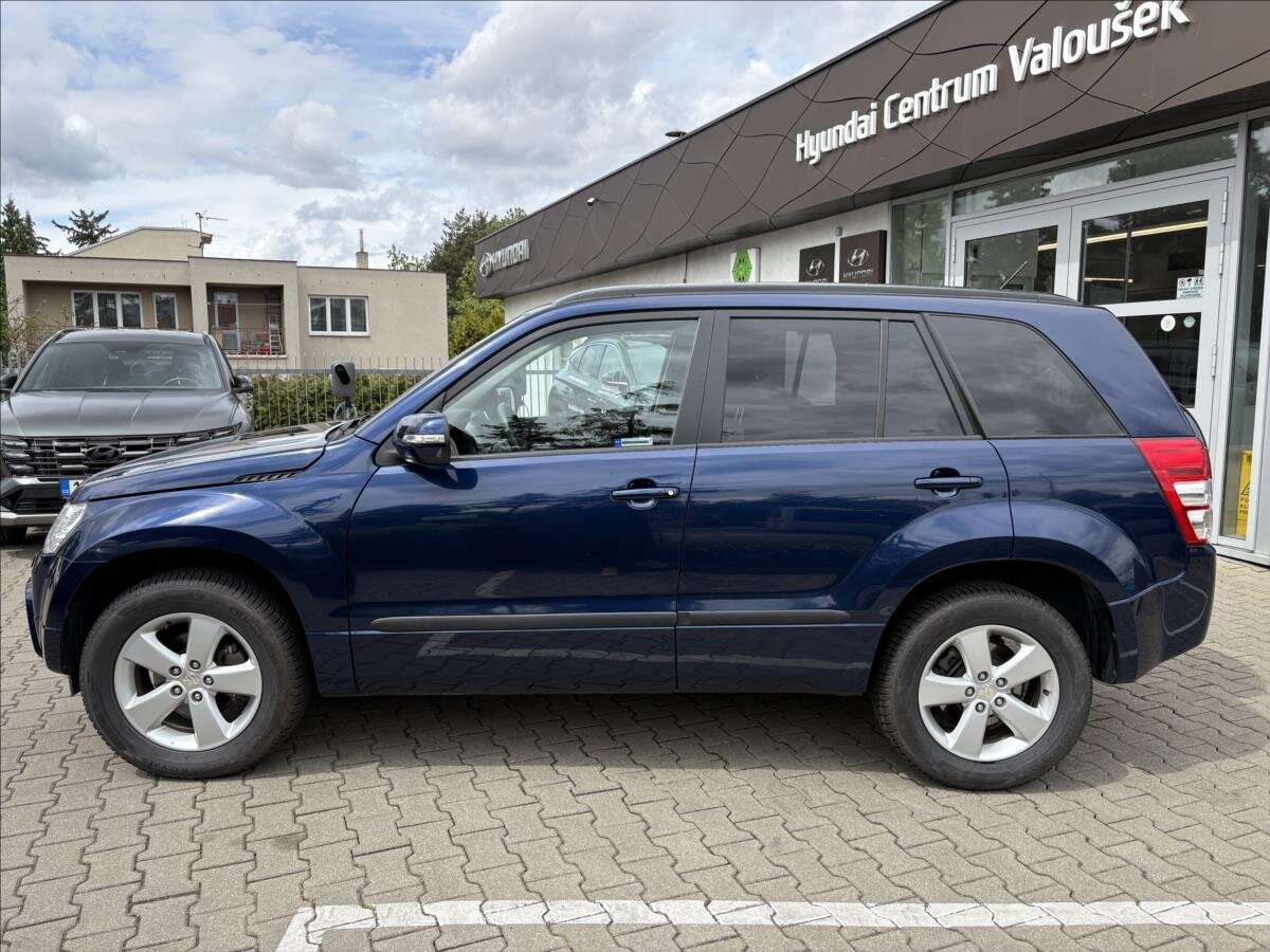 Suzuki Grand Vitara SUV / Terénní 2,4 l 124 kw