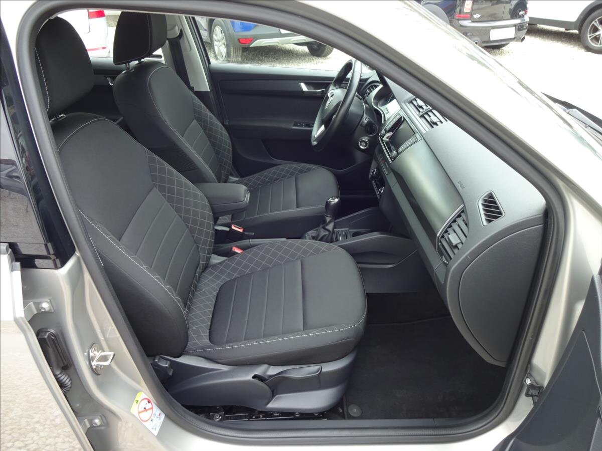 Škoda Fabia Hatchback 999,0 70 kw