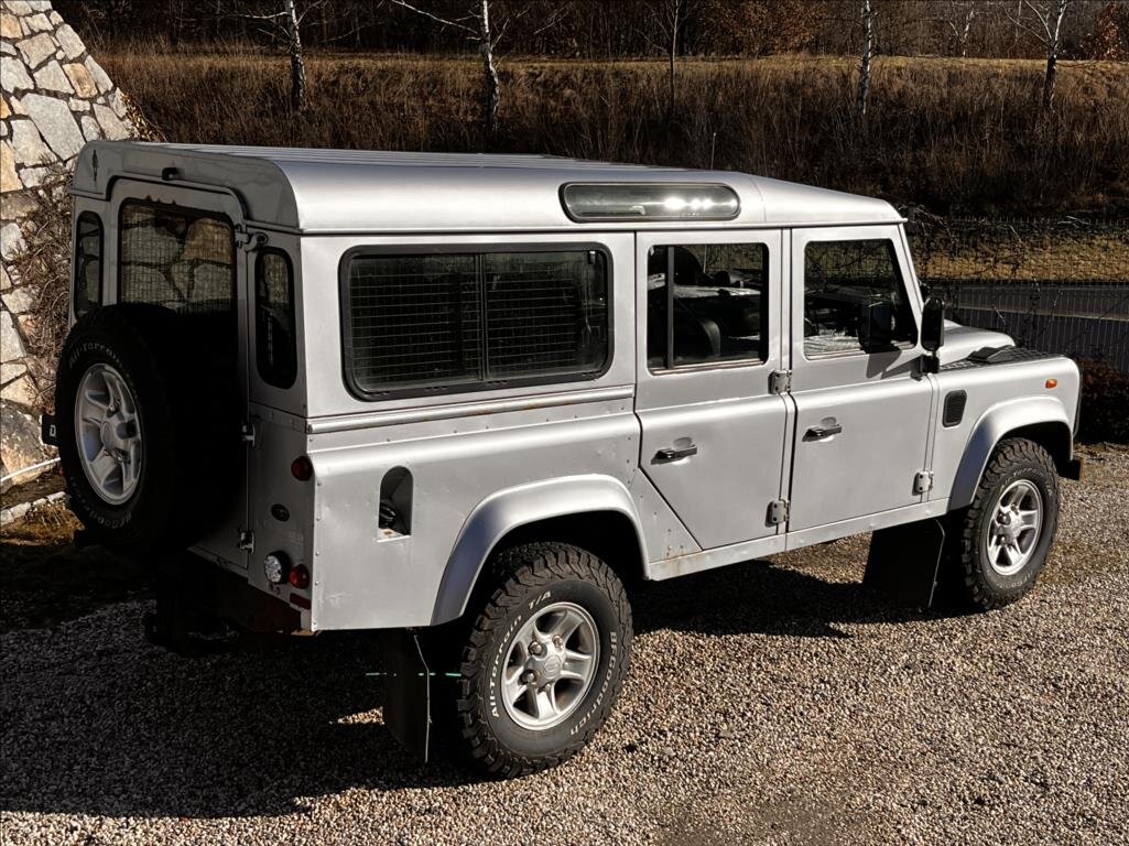 Land Rover Defender Ostatní 2,4 l 90 kw