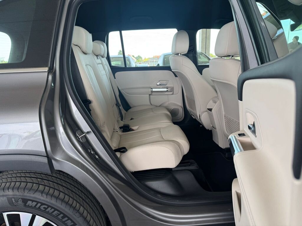 Mercedes-Benz EQB SUV / Terénní 0,0 168 kw